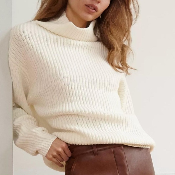 Wilfred Mock Neck Sweater
Size: Small
Color: Cream / Off-White - Picture 1 of 6